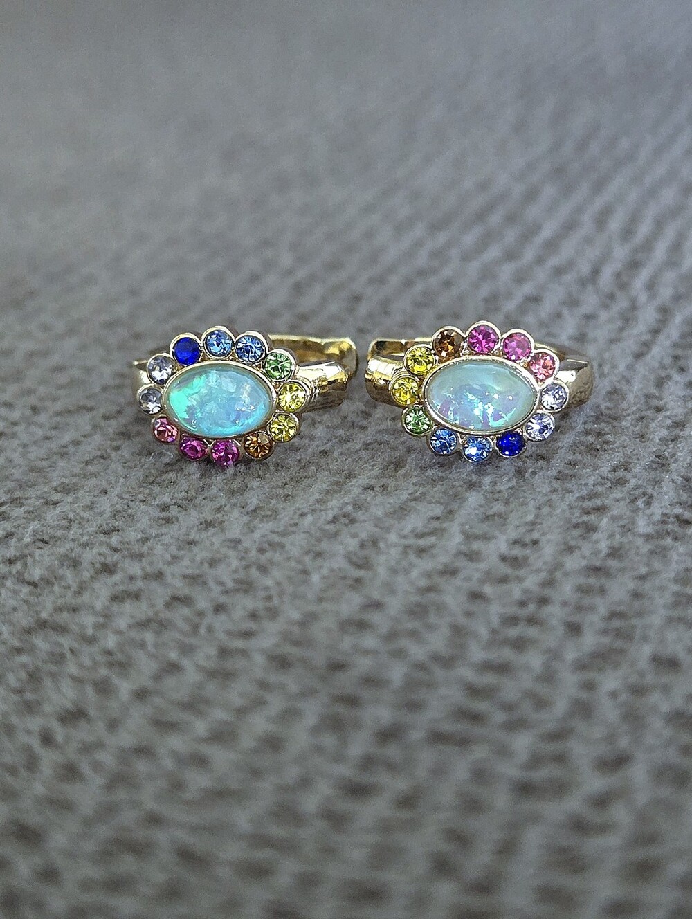 Kurt Geiger Oval Halo😇 Huggie🤗 Earrings - NWT